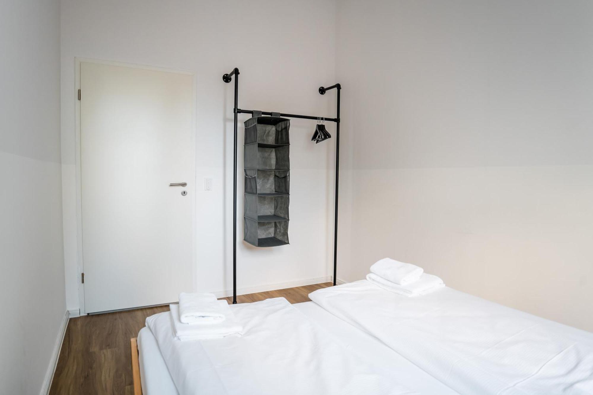 Three Bedroom Plus Big Kitchen Plus Selfcheckin Plus Street Parking Berlino Esterno foto