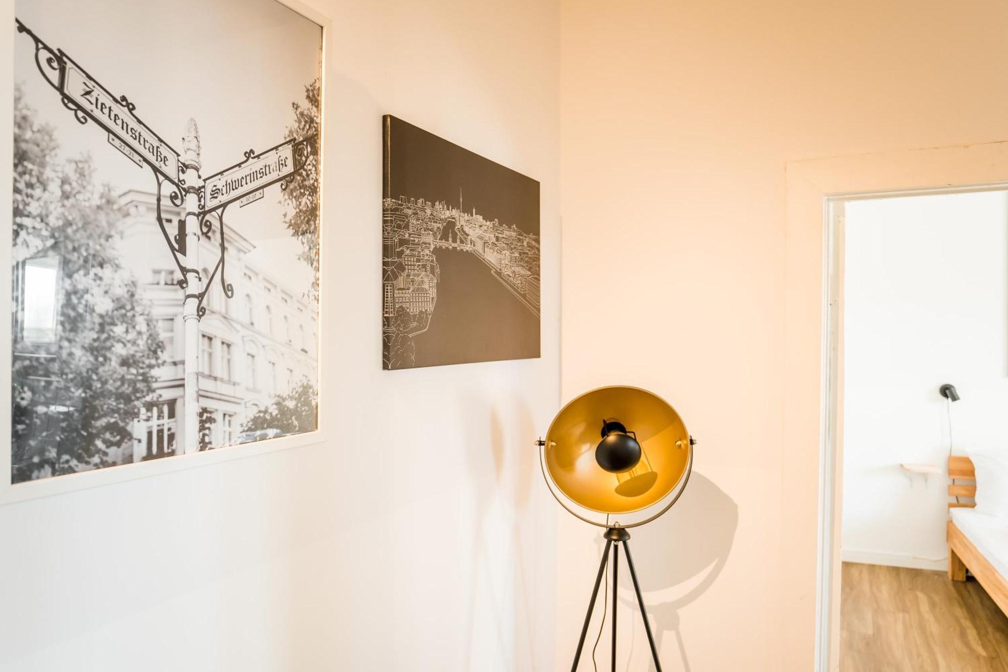 Three Bedroom Plus Big Kitchen Plus Selfcheckin Plus Street Parking Berlino Esterno foto